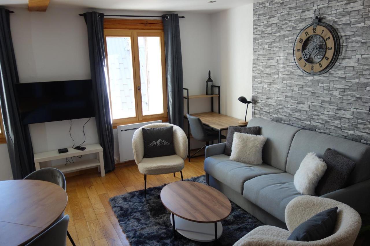 Chez Petit Louis- Appart Centre Ville Jusqu'A 6 Personnes Briancon  Luaran gambar