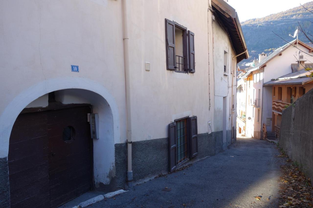 Chez Petit Louis- Appart Centre Ville Jusqu'A 6 Personnes Briancon  Luaran gambar
